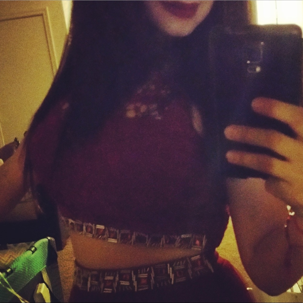Two piece - Picture 2 of 5